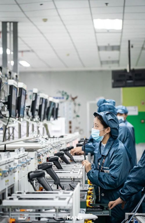 一天一个亿 武汉工厂的跨年摄影展与摄影扩印服务的新纪元